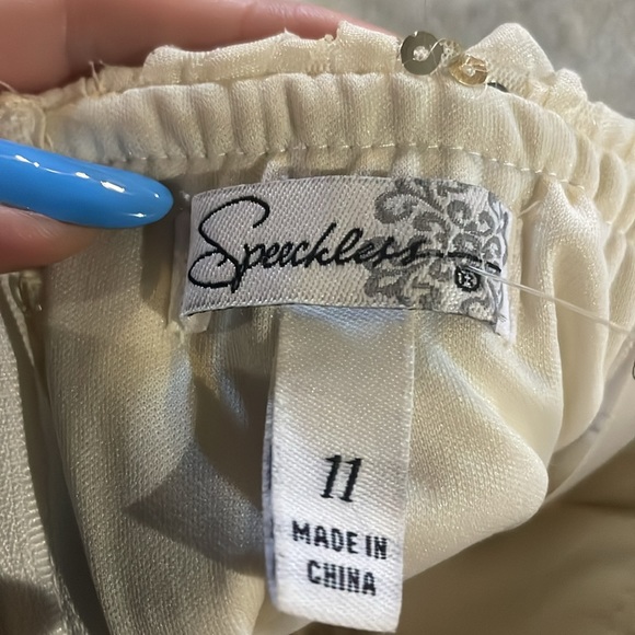 Girls grad dress size 11 speechless - Picture 5 of 5